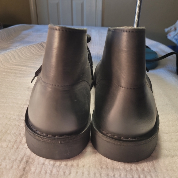 CLARKS DERSERT CHUKKA BEESWAX MENS BOOTS